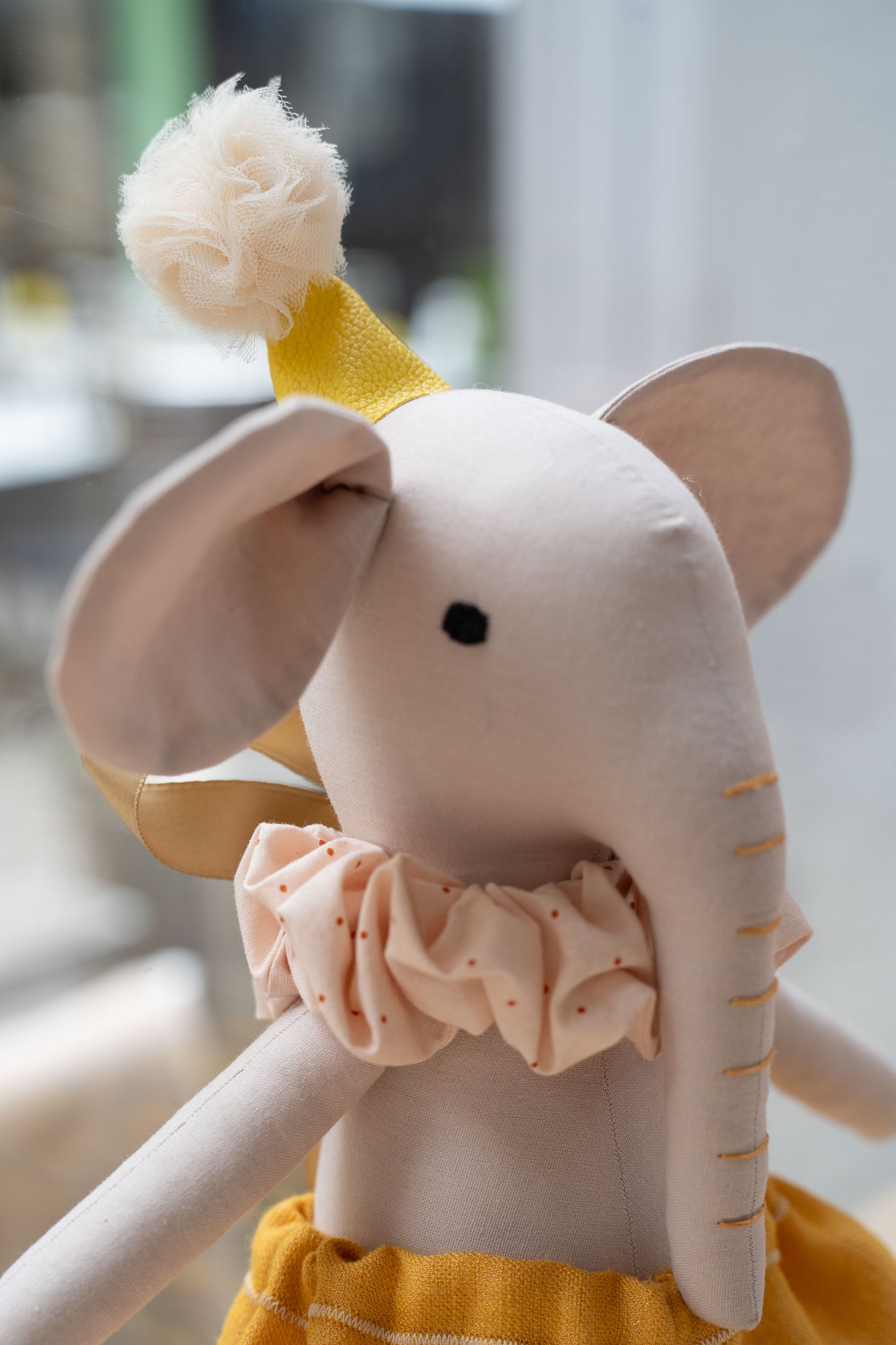 The Party Elephant - Yellow