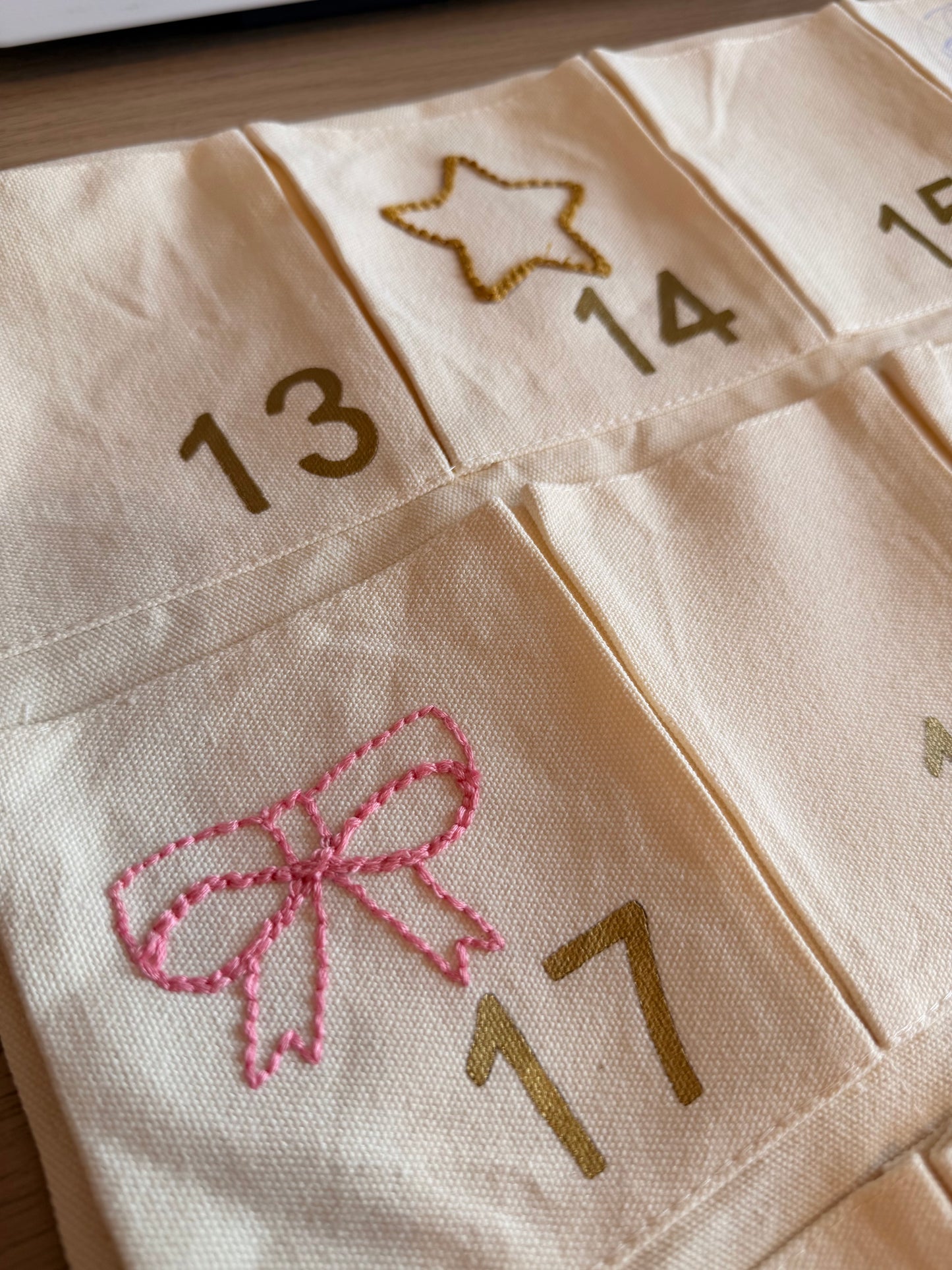 Адвент календар “Магията започва тук”