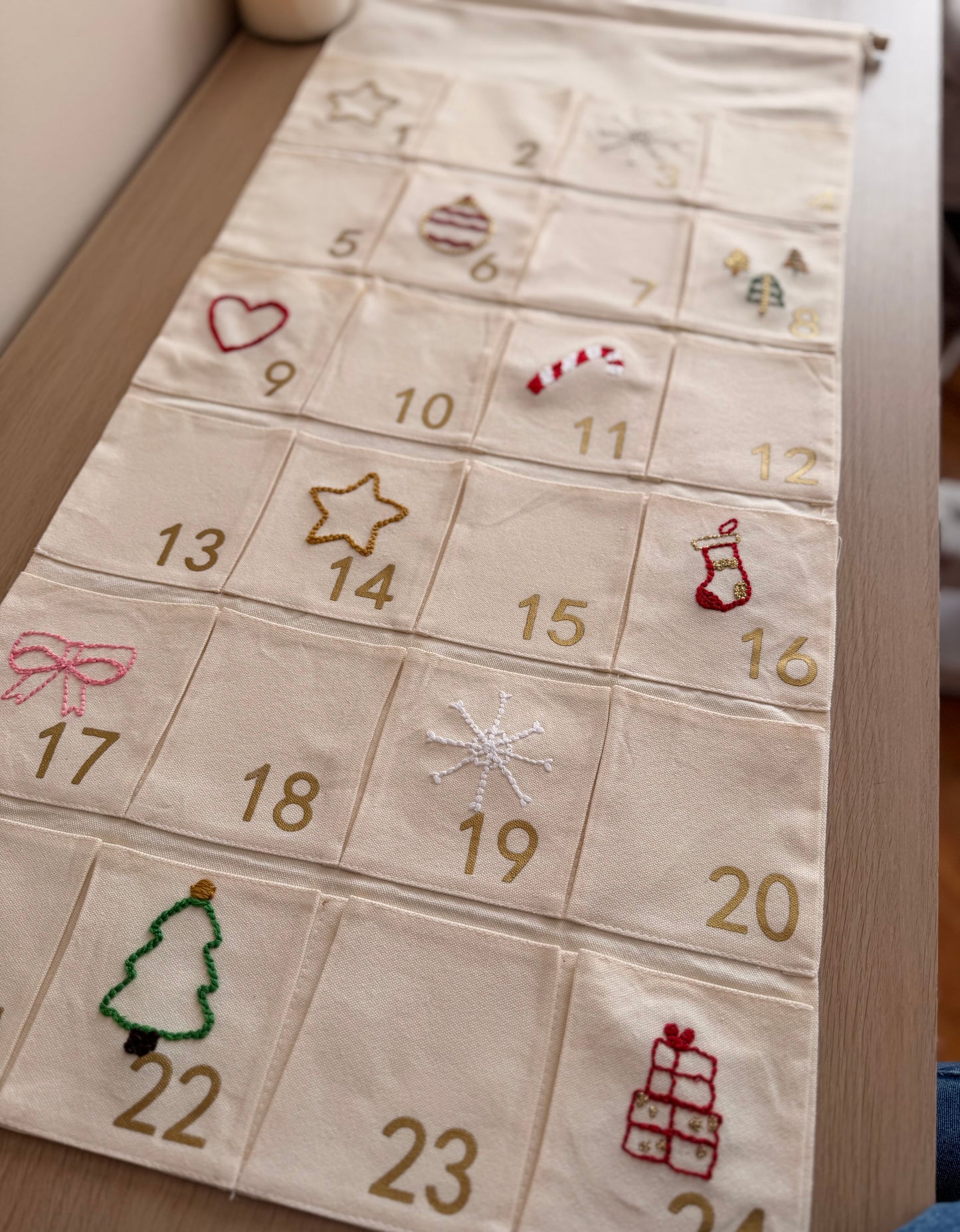 Адвент календар “Магията започва тук”